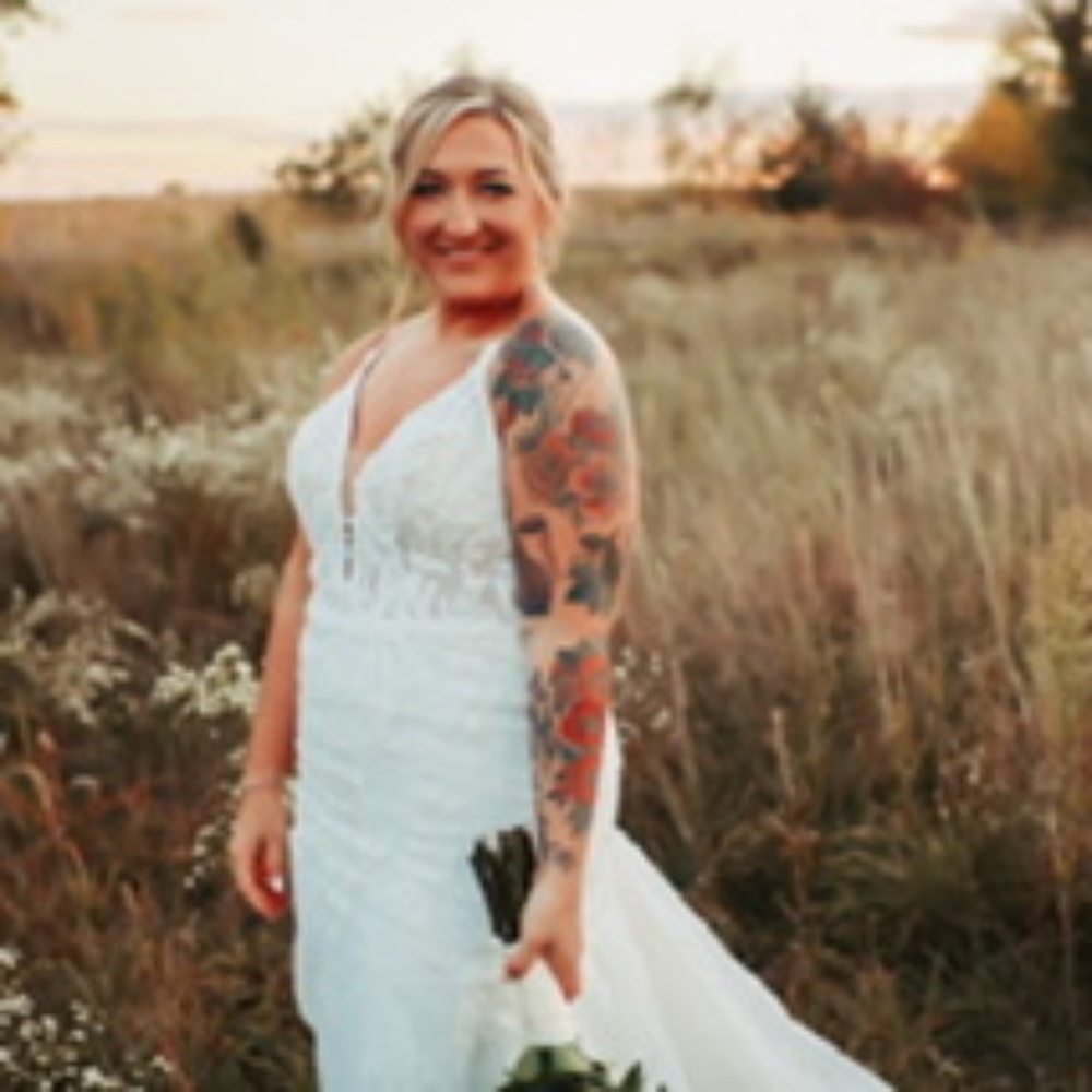 Essence of Australia Open Back Wedding Dress Size 12